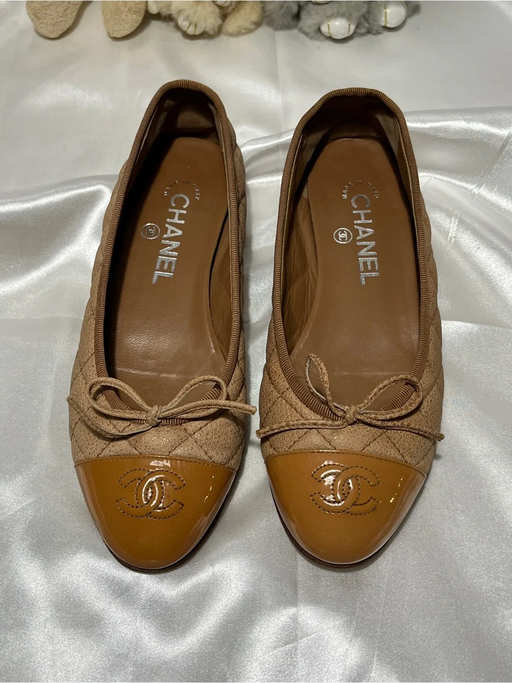 CHANEL Quilted Ballet Flats with Patent Camel Toe Cap